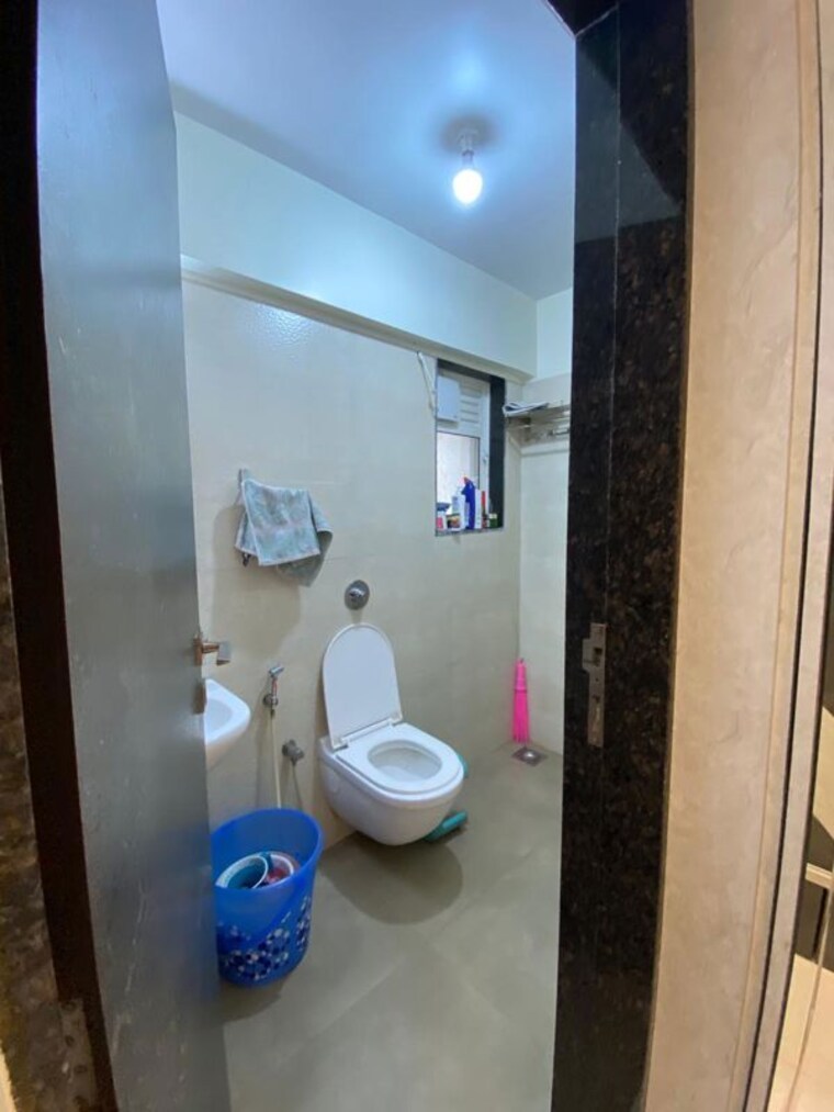 Bathroom, k-raheja-interface-heights 1 Bedroom 520 Sq.Ft. Apartment In Malad West Mumbai 9909487