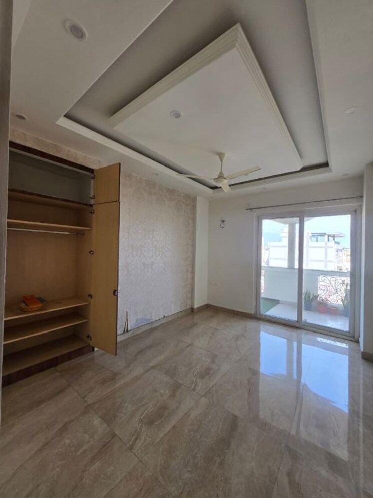 Room, gms road 2 Bedroom 1450 Sq.Ft. Apartment In Gms Road Dehradun 9909489