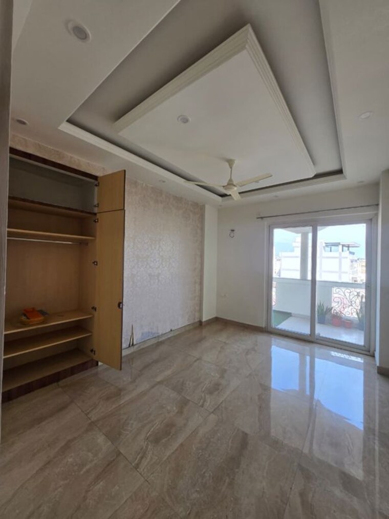 Room, gms road 2 Bedroom 1450 Sq.Ft. Apartment In Gms Road Dehradun 9909489