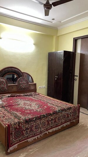 Bedroom in 4 BHK Villa at Arun Vihar Sector 37, Sector 37 – for Sale