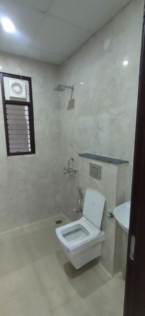 Bathroom in 2 BHK Builder Floor at Sushant Lok 2, Sector 57 – for Rent