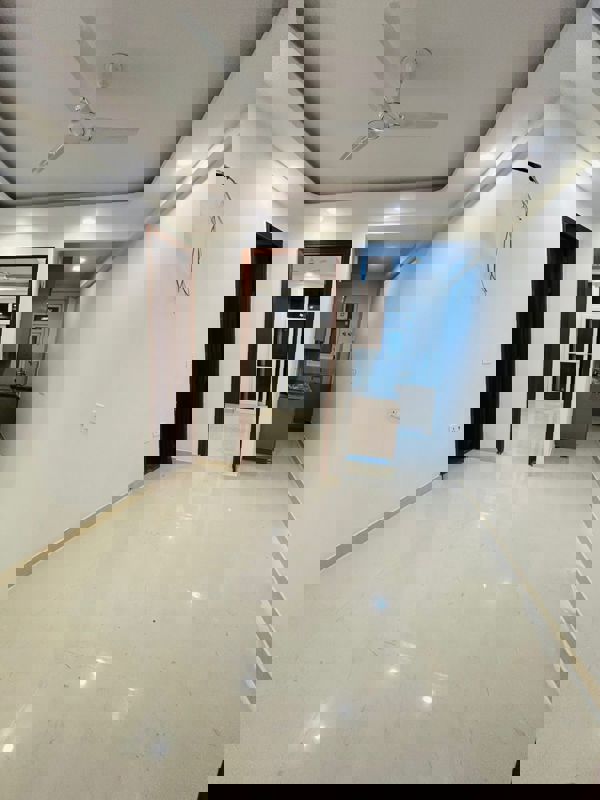 1 BHK Builder Floor For Rent in Chattarpur