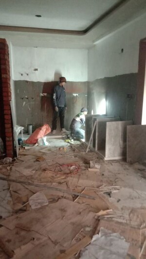 Living Room in 3 BHK Builder Floor at Mahindra Enclave – for Sale