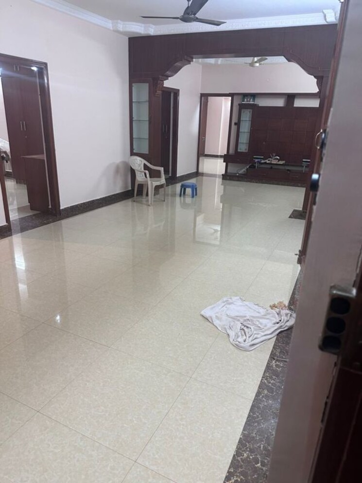 Living Room, sai-patham-towers 3 Bedroom 1850 Sq.Ft. Apartment In Nagavara Bangalore 9909425