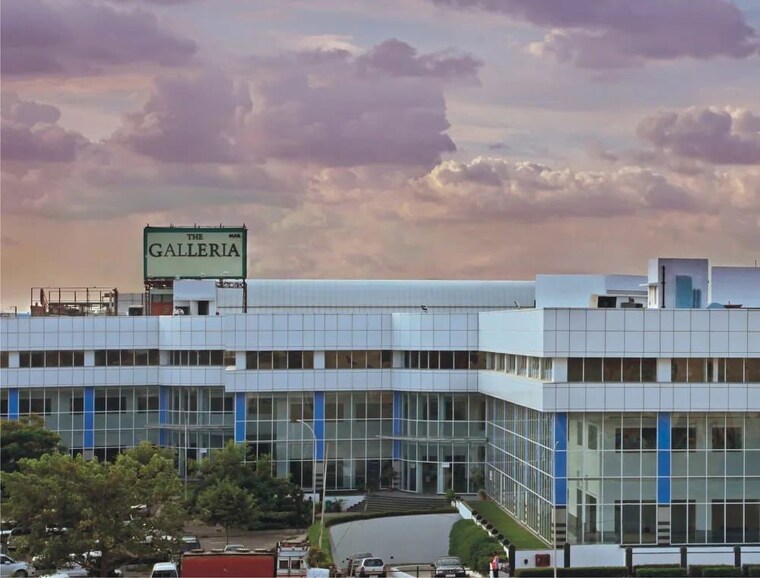 Exterior View, mayur vihar phase 1 extension Commercial Shop 2000 Sq.Ft. In Mayur Vihar Phase 1 Extension Delhi 9909432