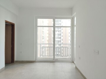 Room in 3 BHK Apartment at SS The Leaf, Sector 85 – for Rent