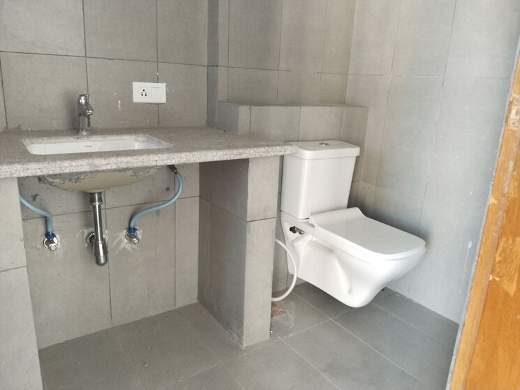 Kitchen, ss-the-leaf 3 Bedroom 2408 Sq.Ft. Apartment In Sector 85 Gurgaon 9909625