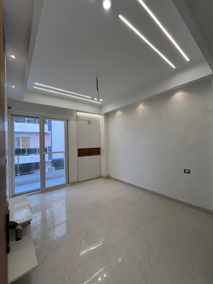 Room, gms road 2 Bedroom 900 Sq.Ft. Builder Floor In Gms Road Dehradun 9909636