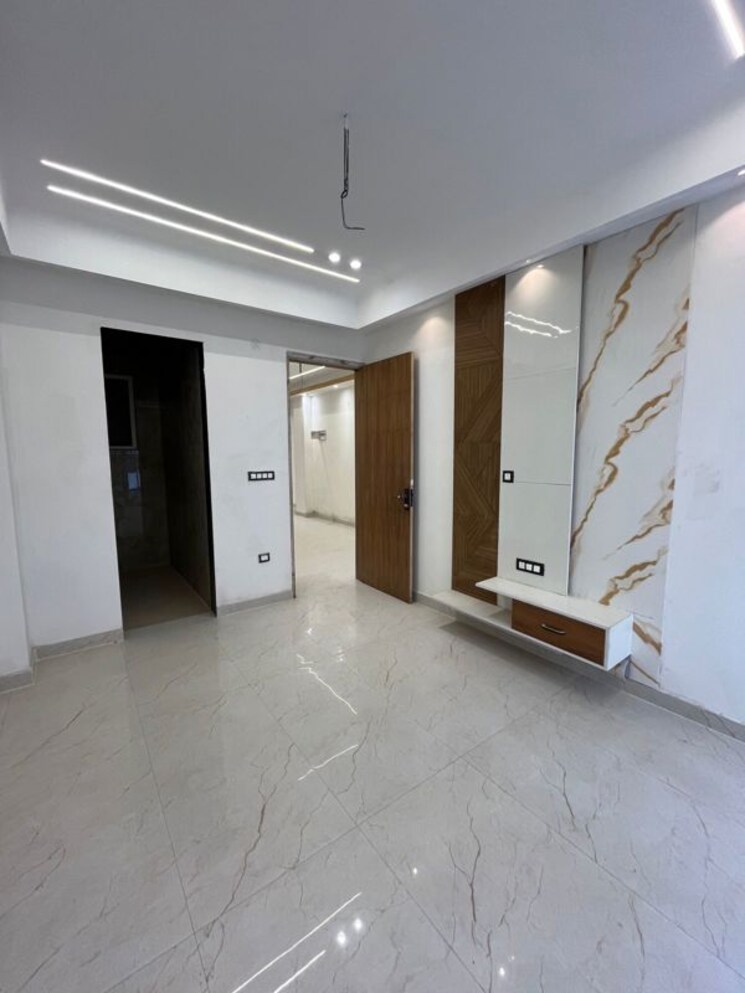 Room, gms road 2 Bedroom 900 Sq.Ft. Builder Floor In Gms Road Dehradun 9909636