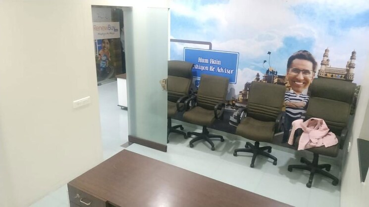 Living Room, gultekdi Commercial Office Space 900 Sq.Ft. In Gultekdi Pune 9909627