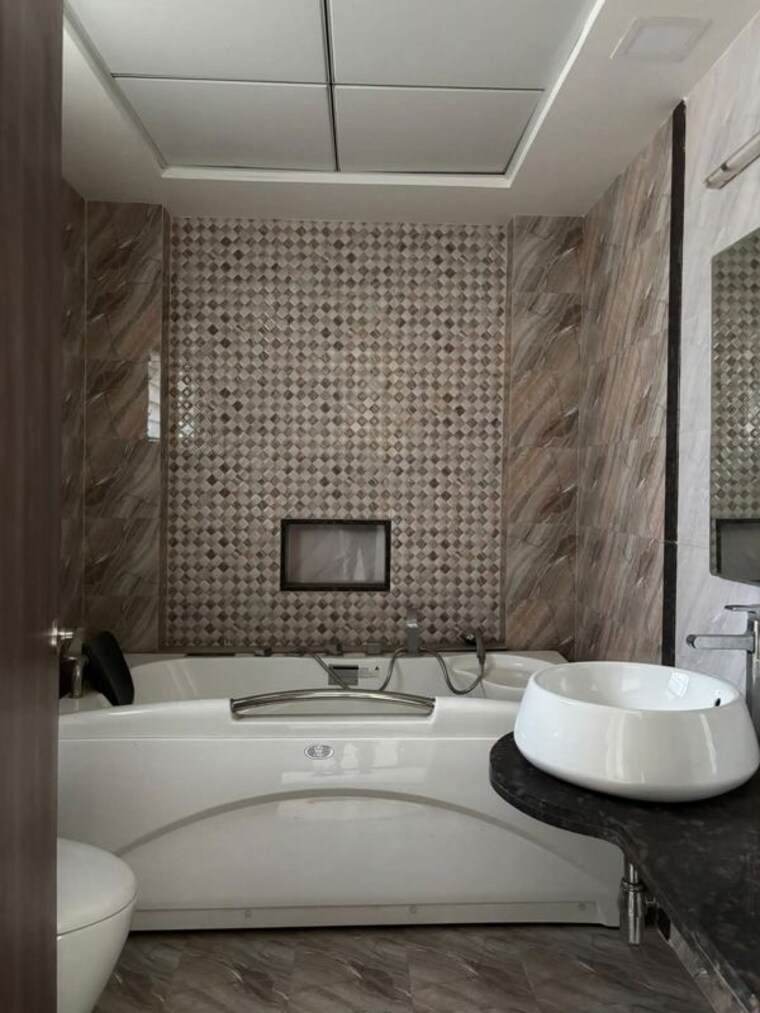 Bathroom, purple-cloud-9 5 Bedroom 7500 Sq.Ft. Apartment In Nibm Annexe Pune 9088611