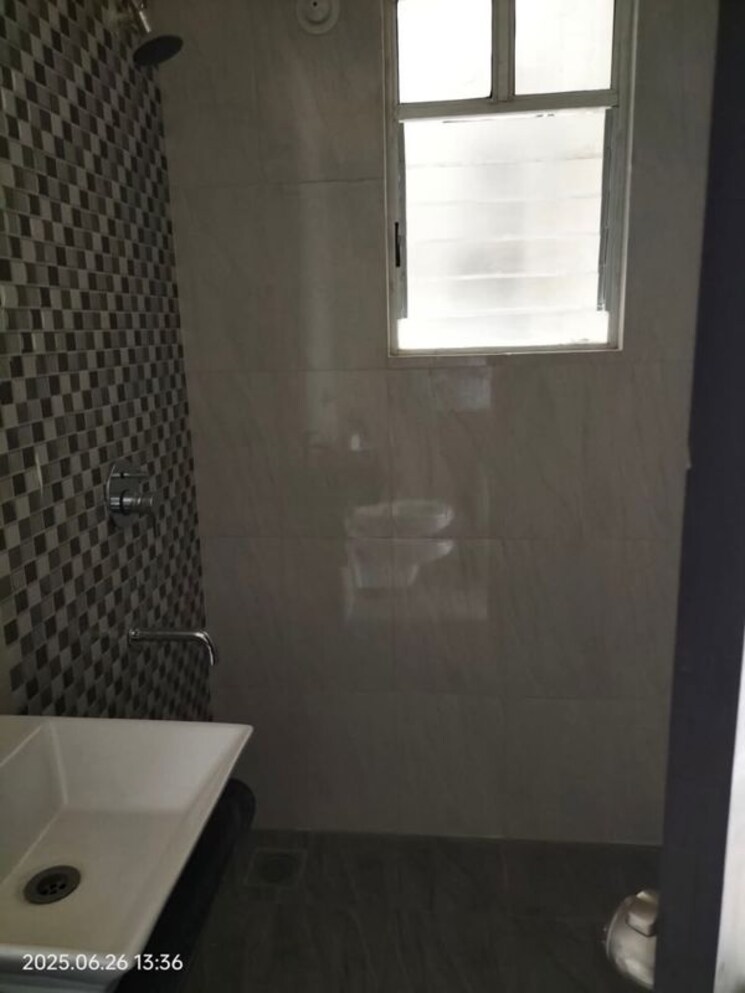 Bathroom, majestique-38-park-majestique 3 Bedroom 913 Sq.Ft. Apartment In Undri Pune 9088602