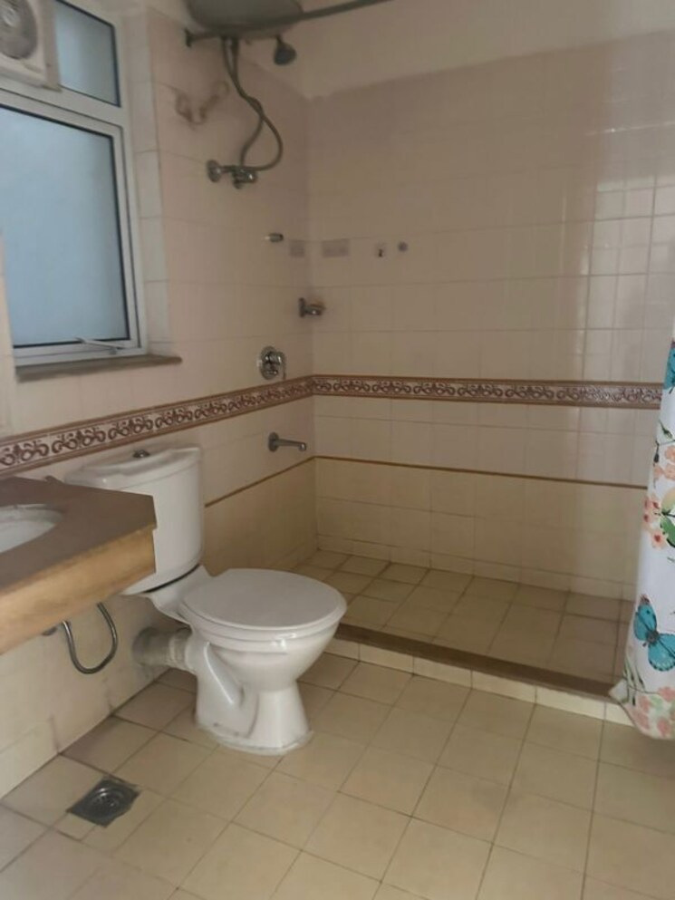 Bathroom, conscient-hines-elevate 3 Bedroom 2295 Sq.Ft. Apartment In Sector 59 Gurgaon 9909653