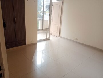 Room in 2 BHK Apartment at Eros Wembley Estate, Sector 50 – for Rent