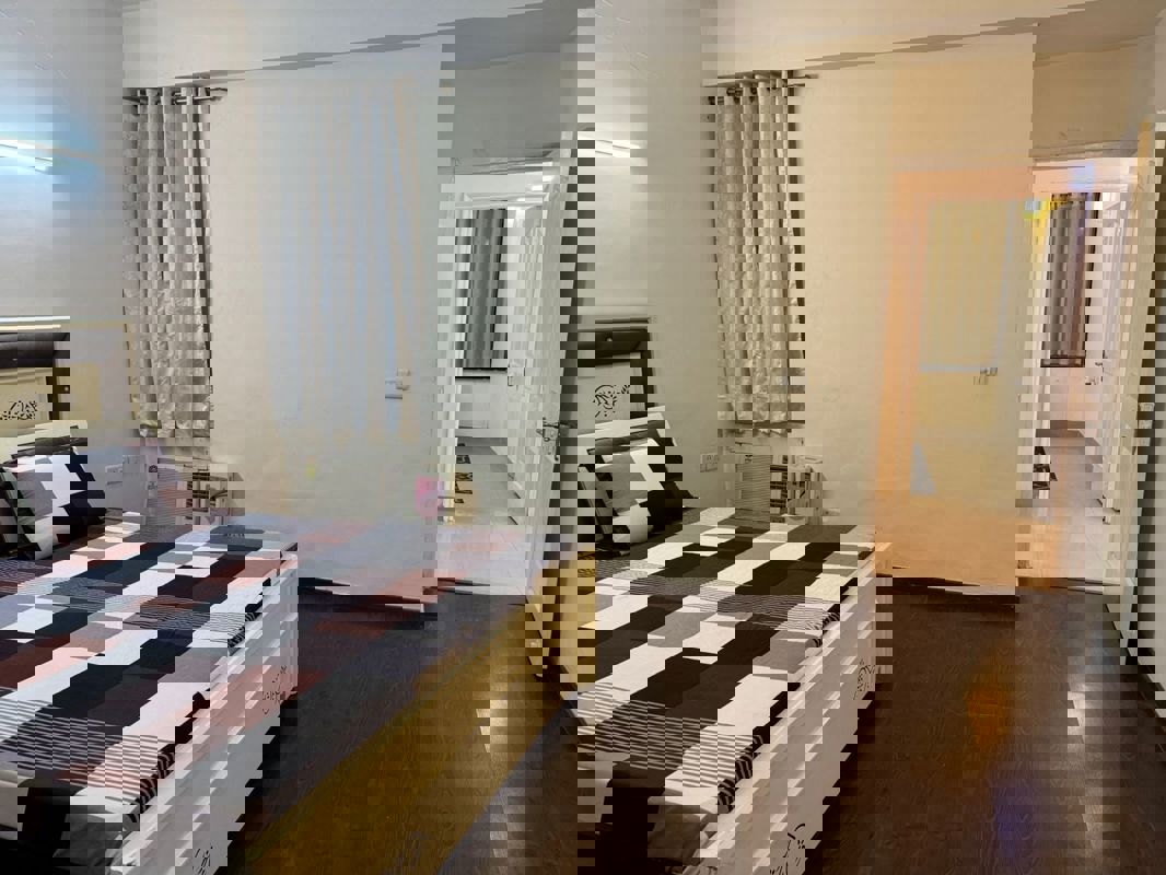 3 BHK + Servant Room,Study Room 3900 Sq.Ft. Apartment in 3C Lotus 300