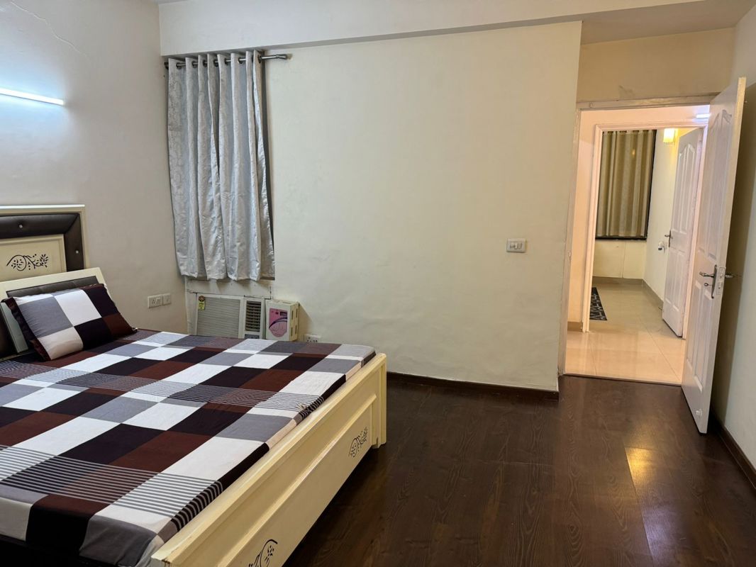 3 BHK + Servant Room,Study Room Apartment For Sale in 3C Lotus 300