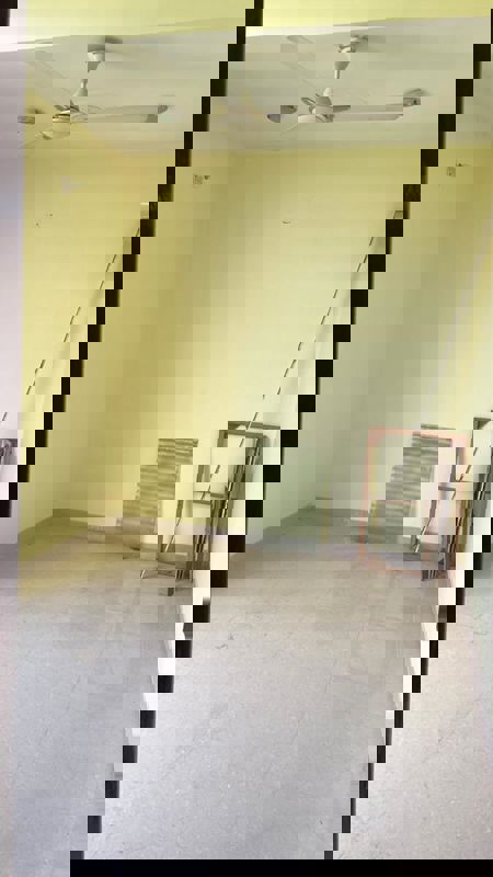 4 BHK + Pooja Room Apartment For Sale in RWA Apartments Sector 21