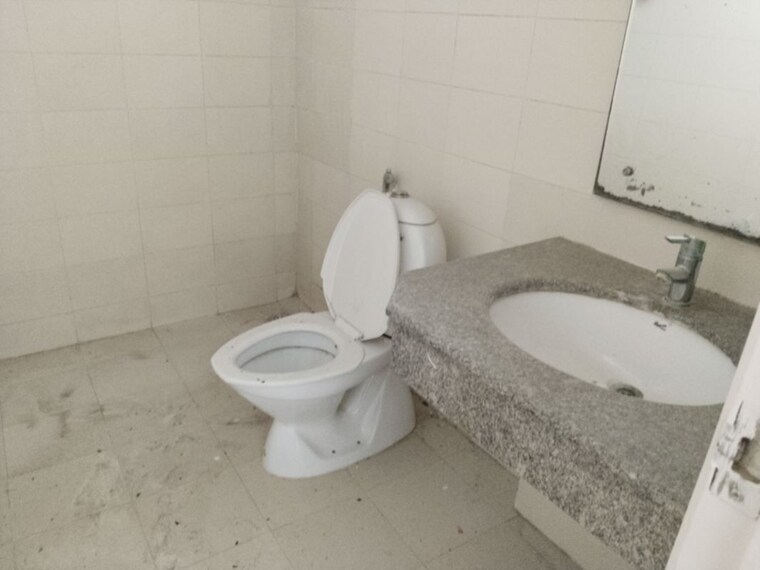 Bathroom, vatika-gurgaon-21 3 Bedroom 1778 Sq.Ft. Apartment In Sector 83 Gurgaon 9909678