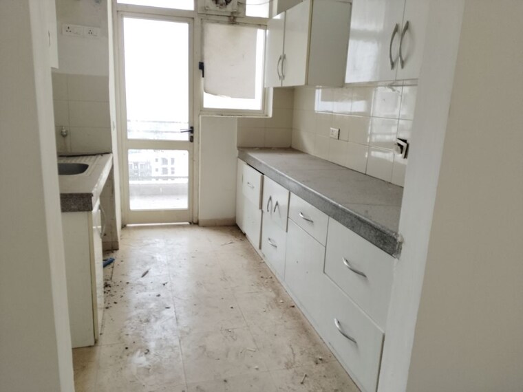 Kitchen, vatika-gurgaon-21 3 Bedroom 1778 Sq.Ft. Apartment In Sector 83 Gurgaon 9909678