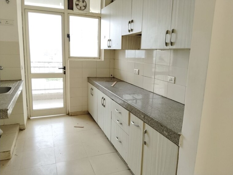 Kitchen, vatika-gurgaon-21 3 Bedroom 1778 Sq.Ft. Apartment In Sector 83 Gurgaon 9909678