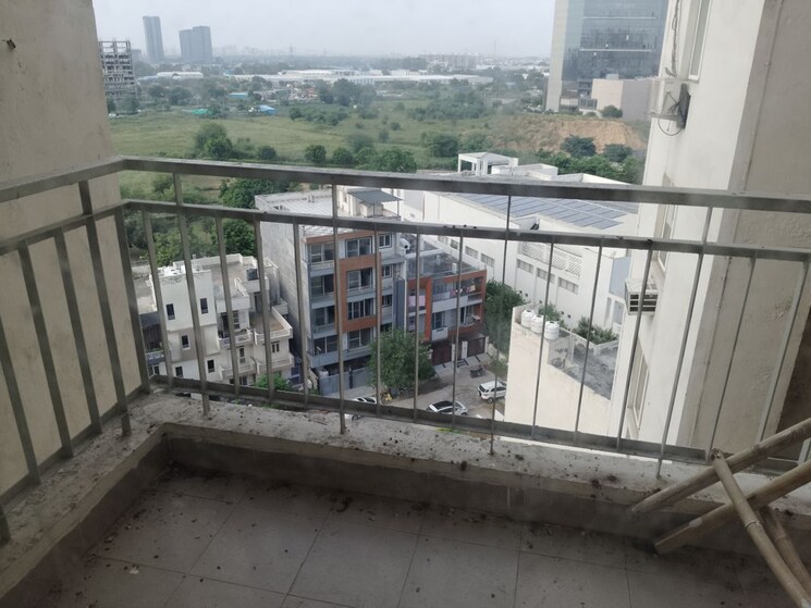 Balcony, vatika-gurgaon-21 3 Bedroom 1778 Sq.Ft. Apartment In Sector 83 Gurgaon 9909678