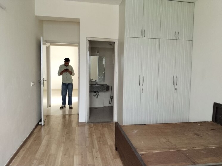 Room, vatika-gurgaon-21 3 Bedroom 1778 Sq.Ft. Apartment In Sector 83 Gurgaon 9909678