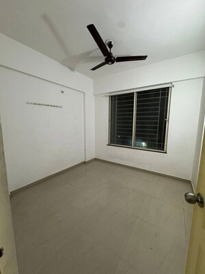 Room in 1.5 BHK Apartment at Goel Ganga Sparsh, Undri – for Rent