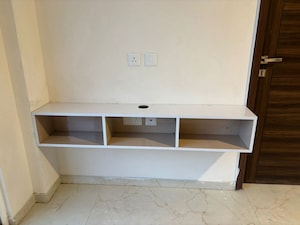 Furnished Amenities in 3.5 BHK Apartment at M3M Soulitude, Sector 89 – for Rent