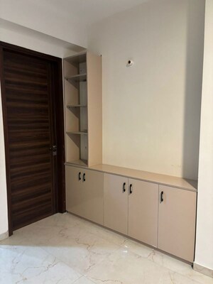 Room in 3.5 BHK Apartment at M3M Soulitude, Sector 89 – for Rent