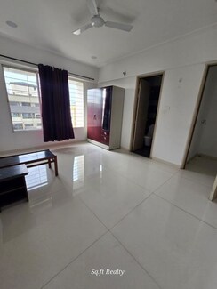 3 BHK + Servant Room Apartment For Rent in ARV Regalia