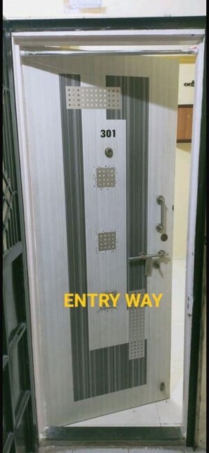 Bathroom in 2 BHK Apartment at Mayfair Complex, Camp – for Sale