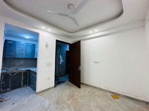 Room in 2 BHK Builder Floor at Saket – for Sale