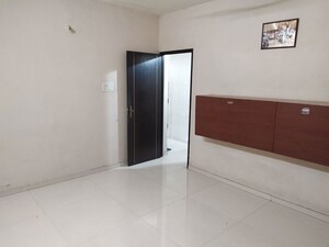 Room in 2 BHK Apartment at Aloma Aquena Towers, Aundh – for Sale