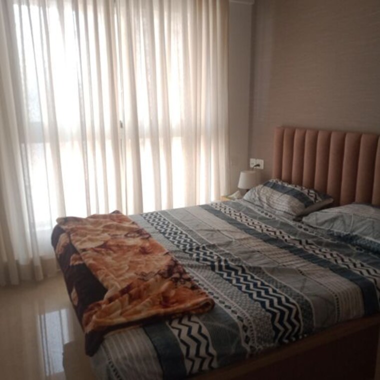 Bedroom, hiranandani-highland 2 Bedroom 600 Sq.Ft. Apartment In Powai Mumbai 9909735