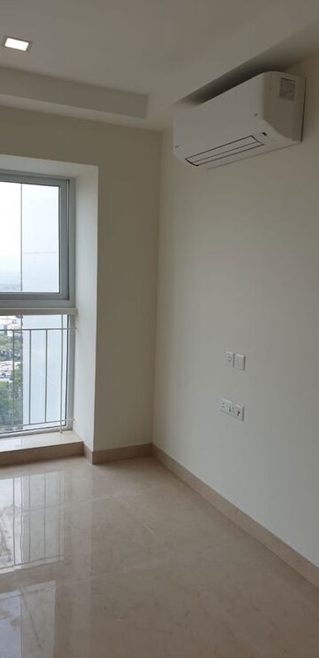 Room in 3 BHK Apartment at Ruparel Ariana, Parel – for Sale