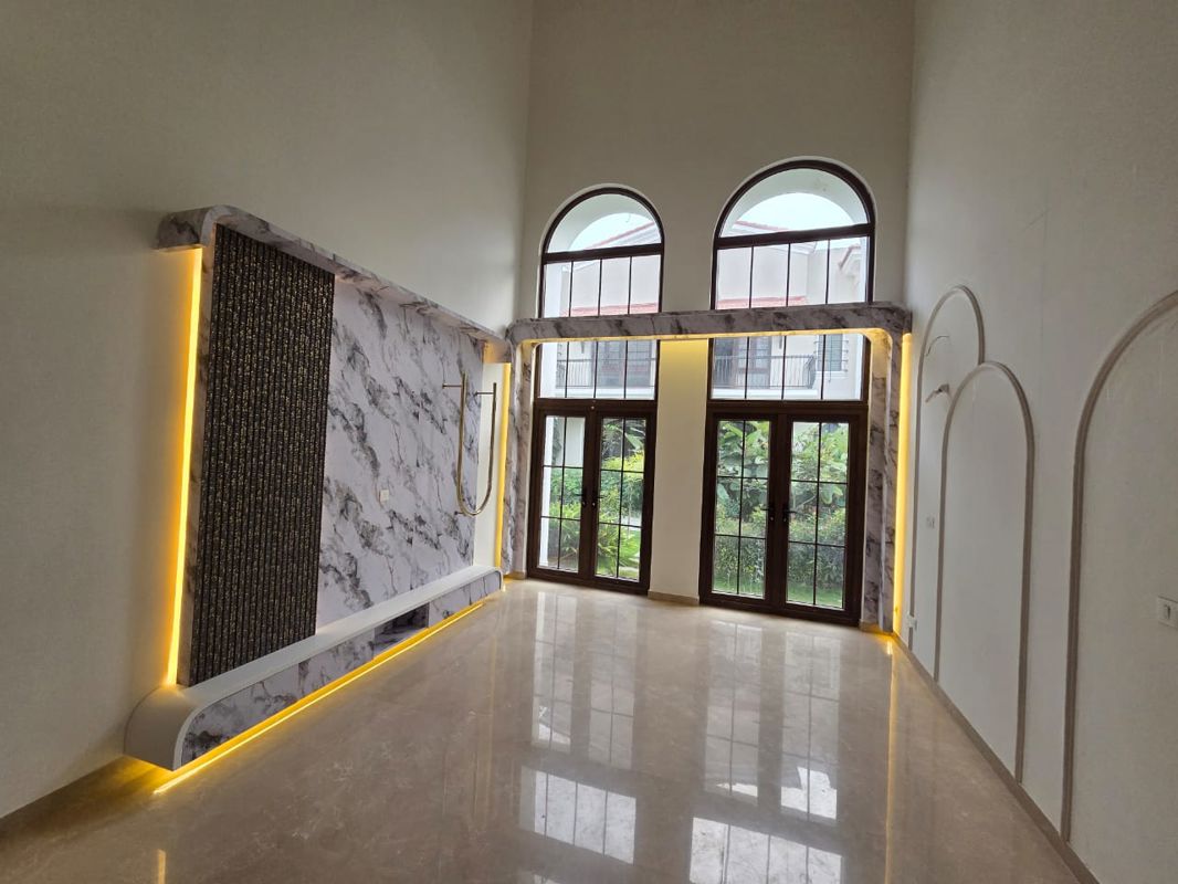 4 BHK 3500 Sq.Ft. Villa in Ambiance Aspen