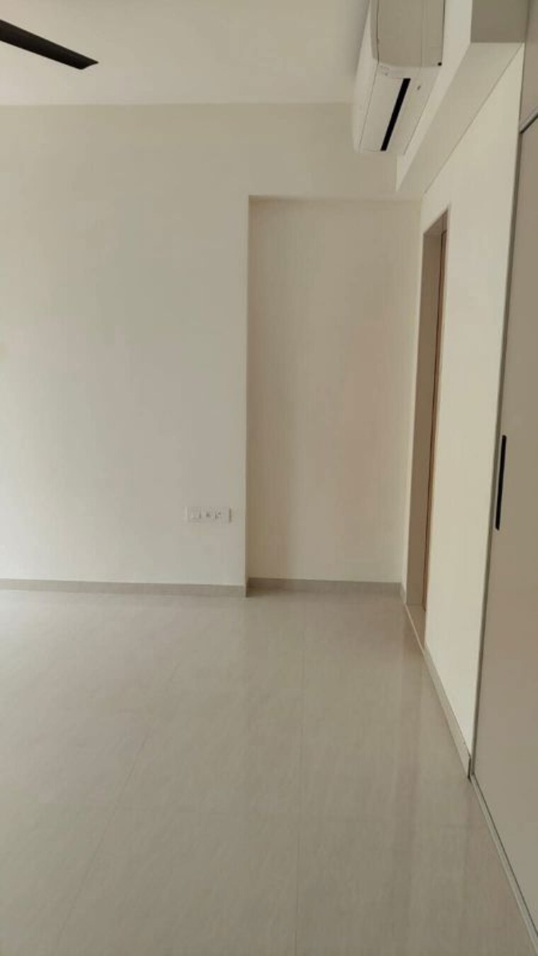 Room, lodha-bella-vita 2 Bedroom 1100 Sq.Ft. Apartment In Nibm Road Pune 8837926