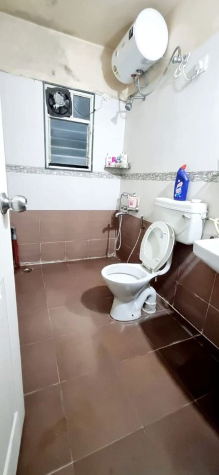 Bathroom, city-pride-residency 3 Bedroom 1375 Sq.Ft. Apartment In Kondhwa Pune 8830029