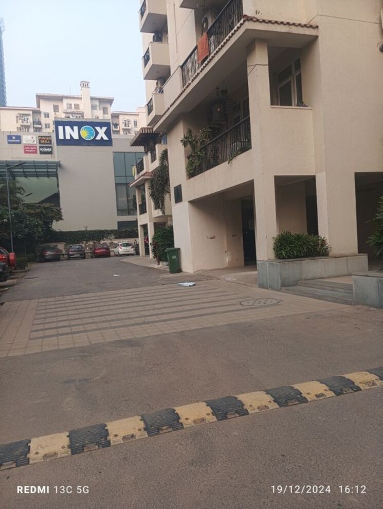 Exterior View, emaar-emerald-estate 2 Bedroom 1020 Sq.Ft. Apartment In Sector 65 Gurgaon 9909797