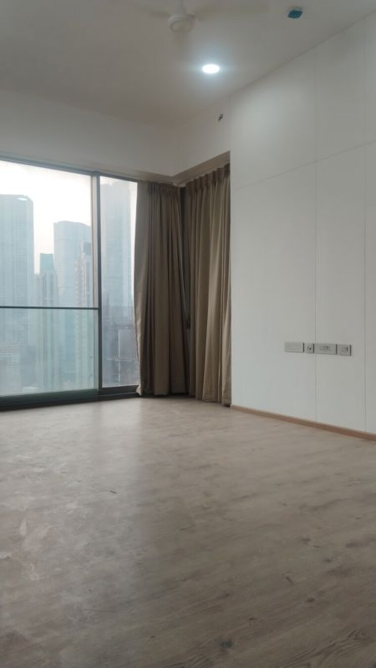 Bedroom, rustomjee-crown 4 Bedroom 2500 Sq.Ft. Apartment In Prabhadevi Mumbai 9909825