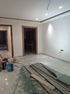 Bedroom in 3 BHK Builder Floor at BPTP District, Sector 81 – for Sale