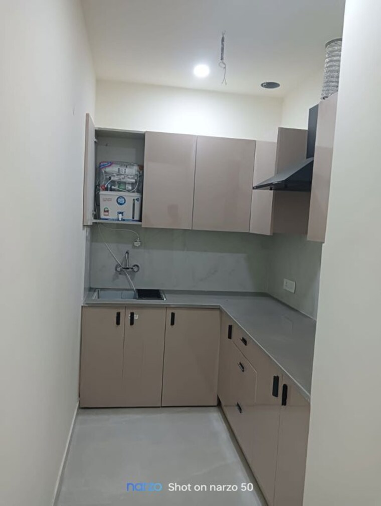 Kitchen, sector 55 1.5 Bedroom 300 Sq.Yd. Builder Floor In Sector 55 Gurgaon 9909871