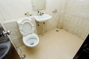 Attached Bathroom in 3 BHK Apartment at Sector 84 – for Rent