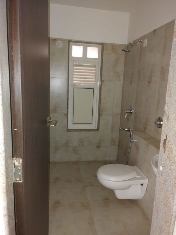 Bathroom, puranik-aldea-anexo 3 Bedroom 1500 Sq.Ft. Apartment In Baner Pune 9909763