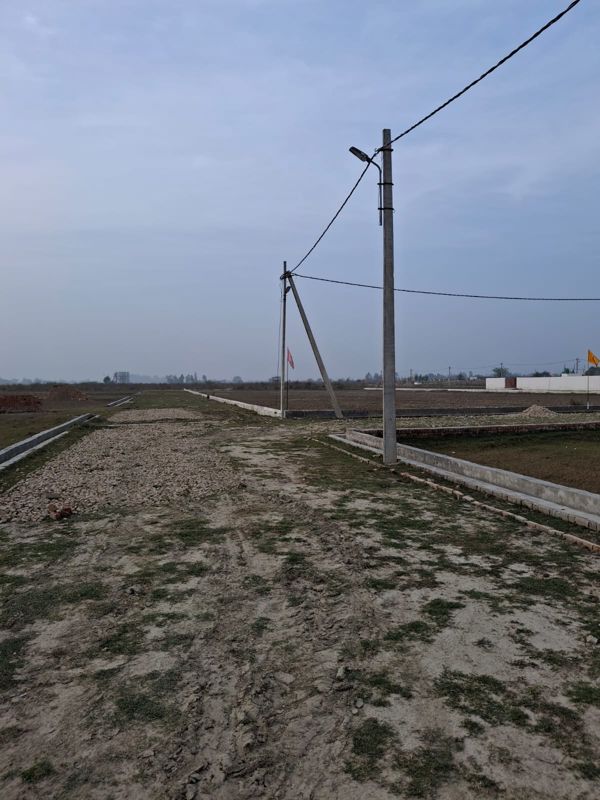 Plot For Sale in Gosainganj