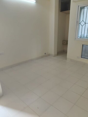 Room in 3 BHK Apartment at Brigade Gardenia, Jp Nagar – for Rent