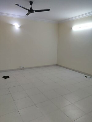 Room in 3 BHK Apartment at Brigade Gardenia, Jp Nagar – for Rent