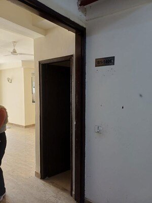 Room in 2.5 BHK Apartment at ACE Platinum, Zeta I Greater Noida – for Sale