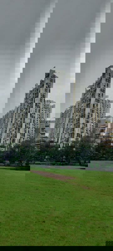 2 BHK + Extra Room Apartment For Sale in Runwal Gardens