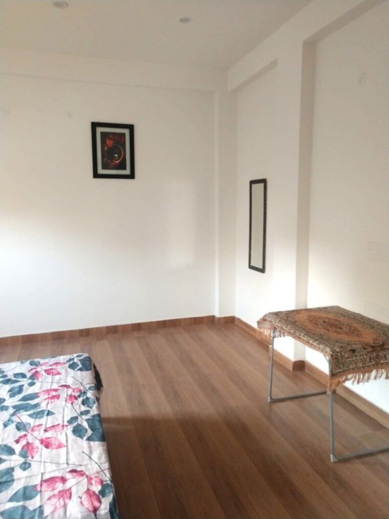 Bedroom, canal road 1 Bedroom 1200 Sq.Ft. Builder Floor In Canal Road Dehradun 9910146